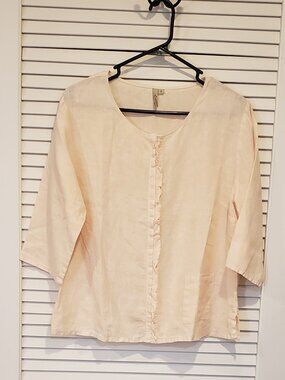 Focus Women's light peach 100% Linen vintage style hook closure blouse size S